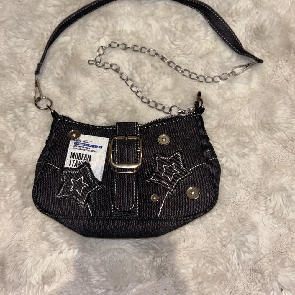 3/30$ Black Shoulder Bag - Picture 3 of 7